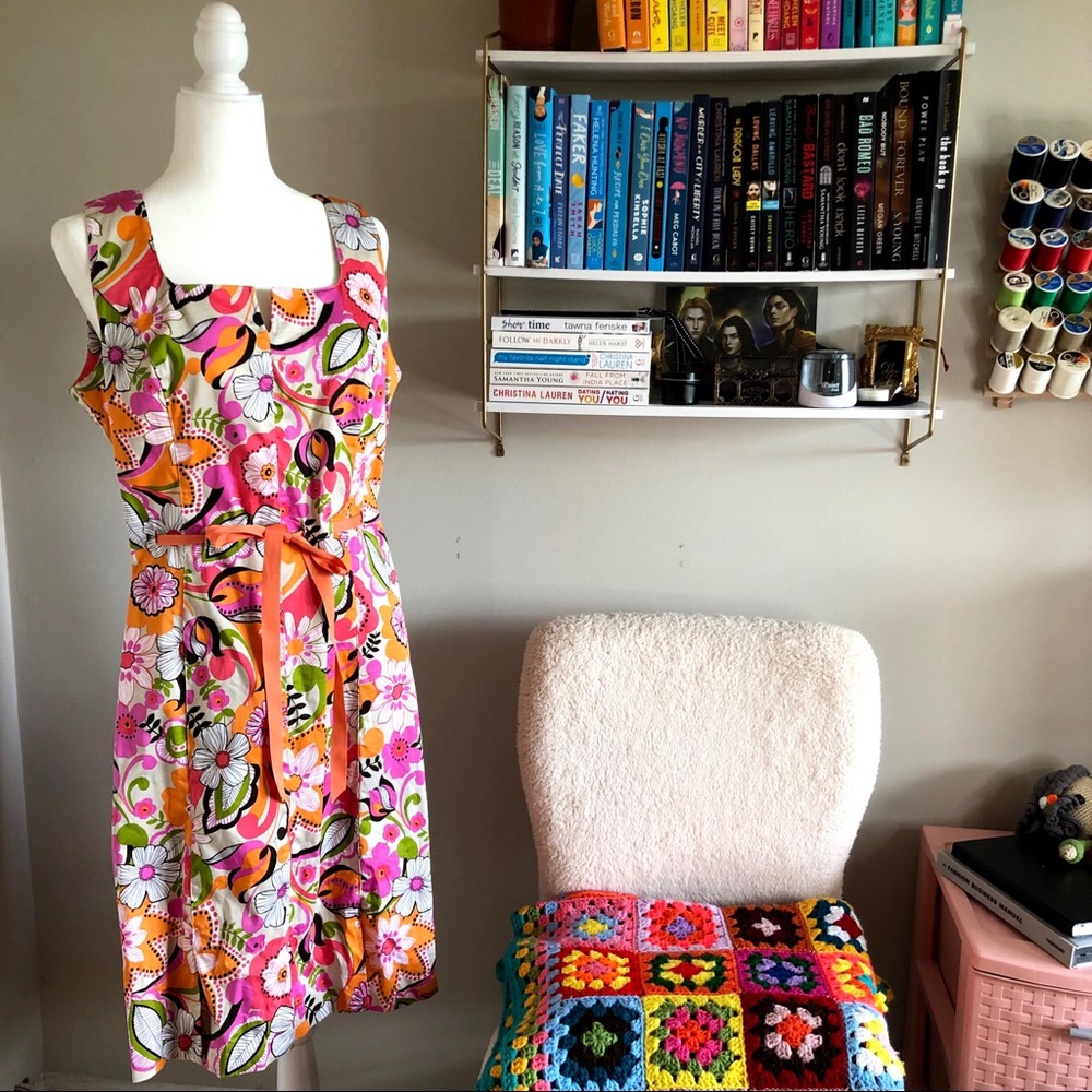 Fun and colorful 70s inspired summer dress